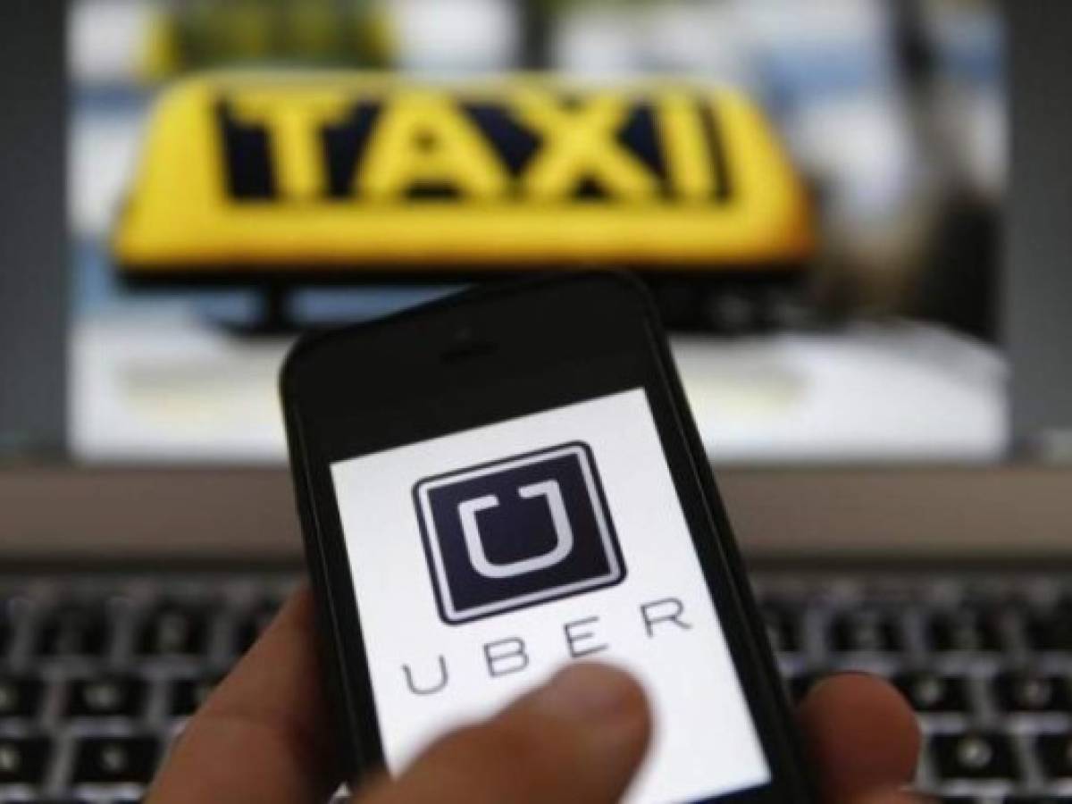 Taxistas de Costa Rica se suman a protesta anti Uber