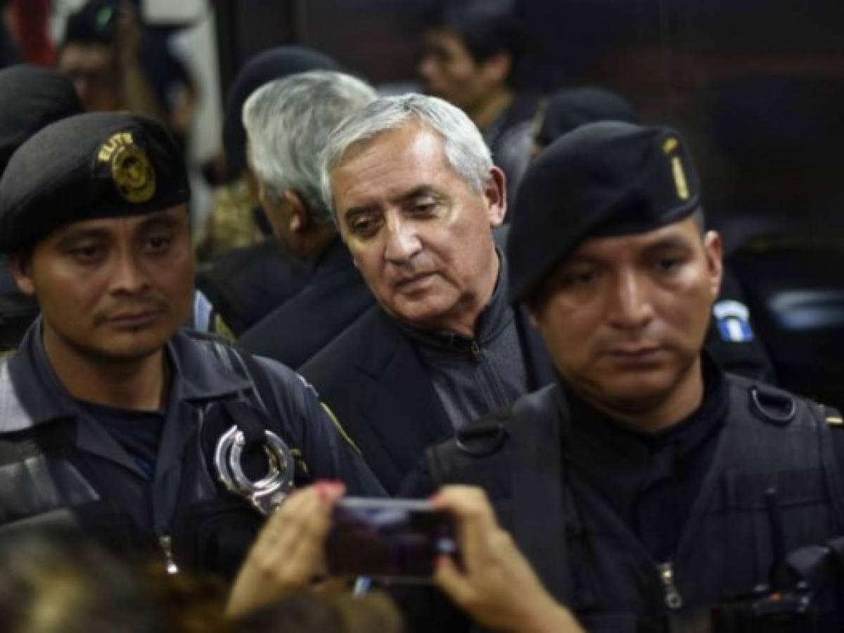 Guatemala: Expresidente Otto Pérez Molina es ingresado de emergencia a hospital