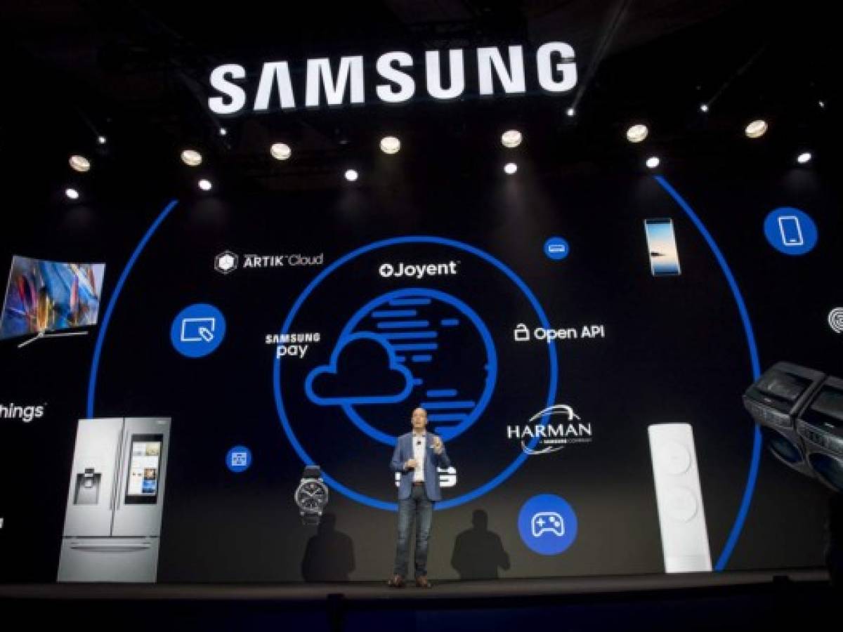 Samsung 'tropieza' y caen más de 50% sus ganancias trimestrales