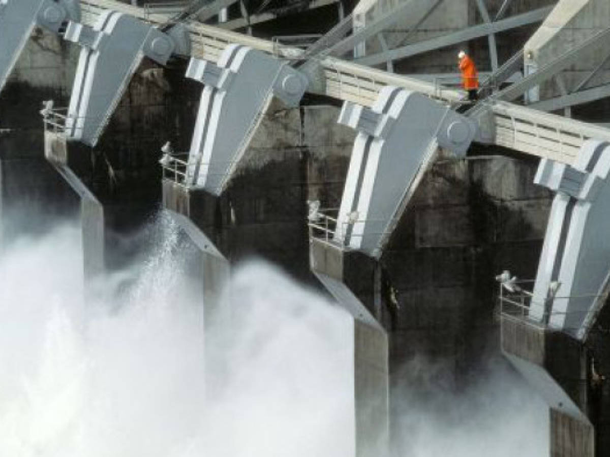 ICE inaugura nueva planta hidroeléctrica en Costa Rica