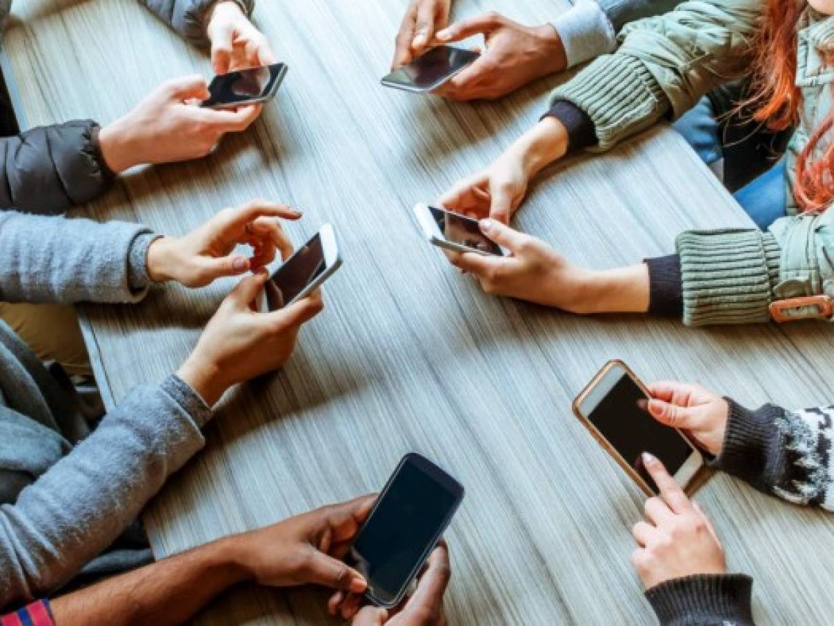 8 trabajos que puedes desarrollar íntegramente desde tu smartphone