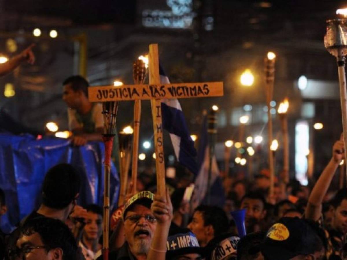 Análisis: Honduras, gestión de una crisis con horizonte incierto