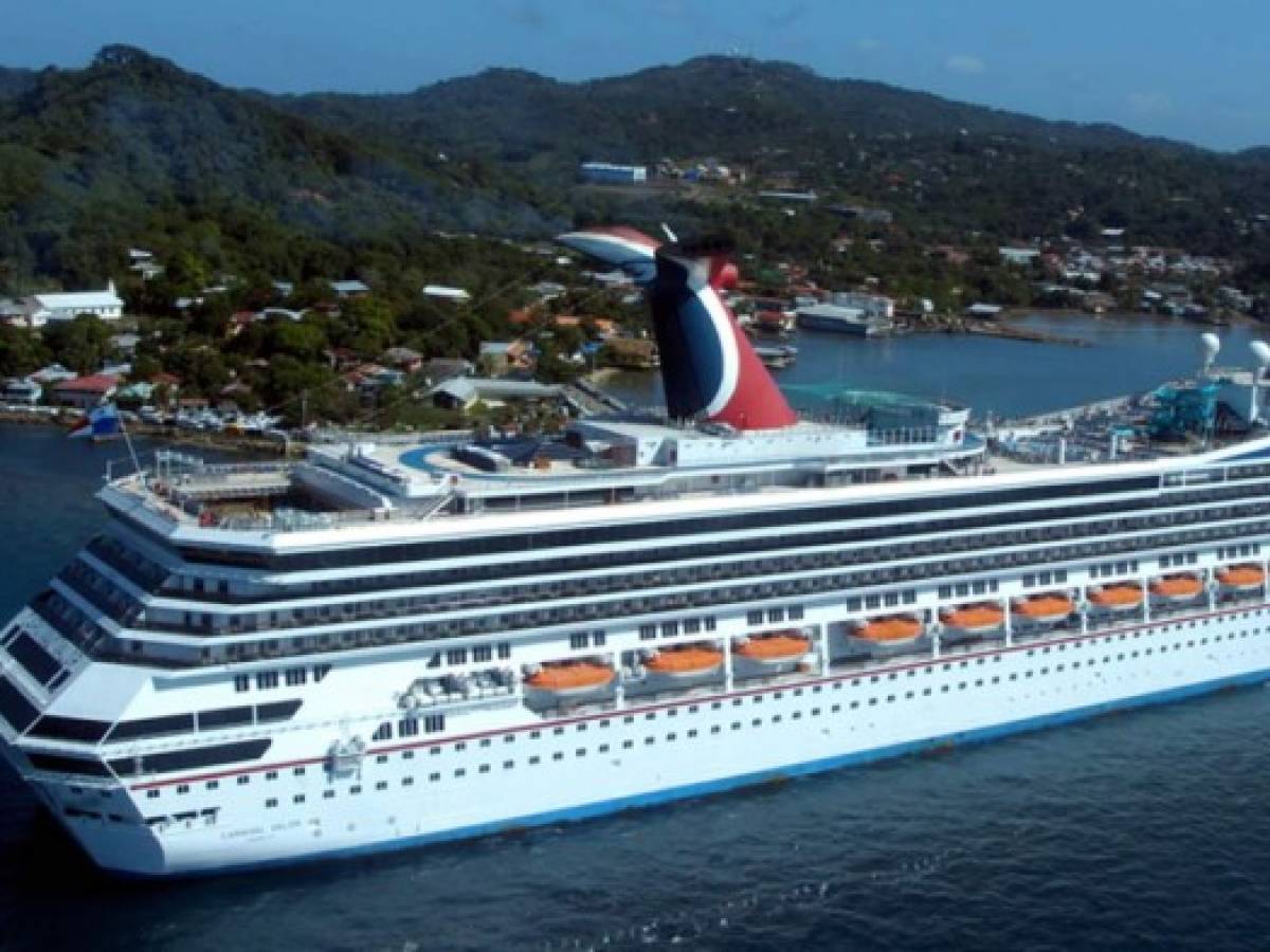 Roatán sigue como favorita entre cruceristas