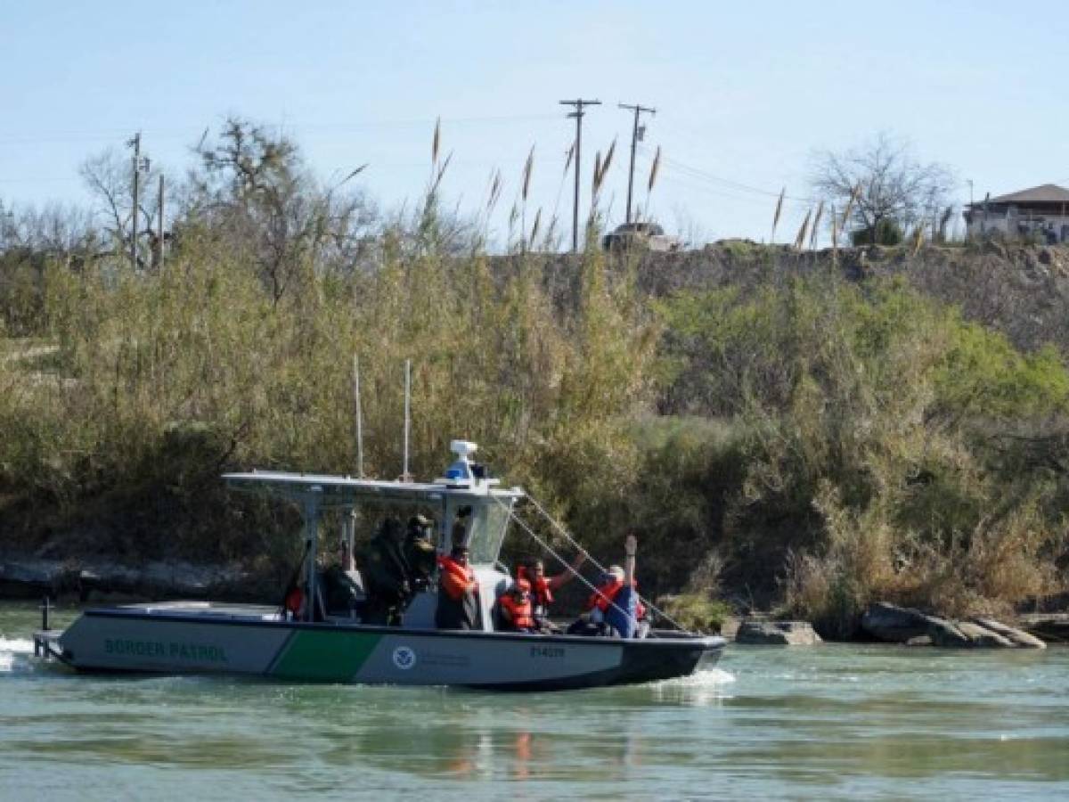 El Salvador: Conmoción por muerte de padre e hija en su intento por llegar a EEUU