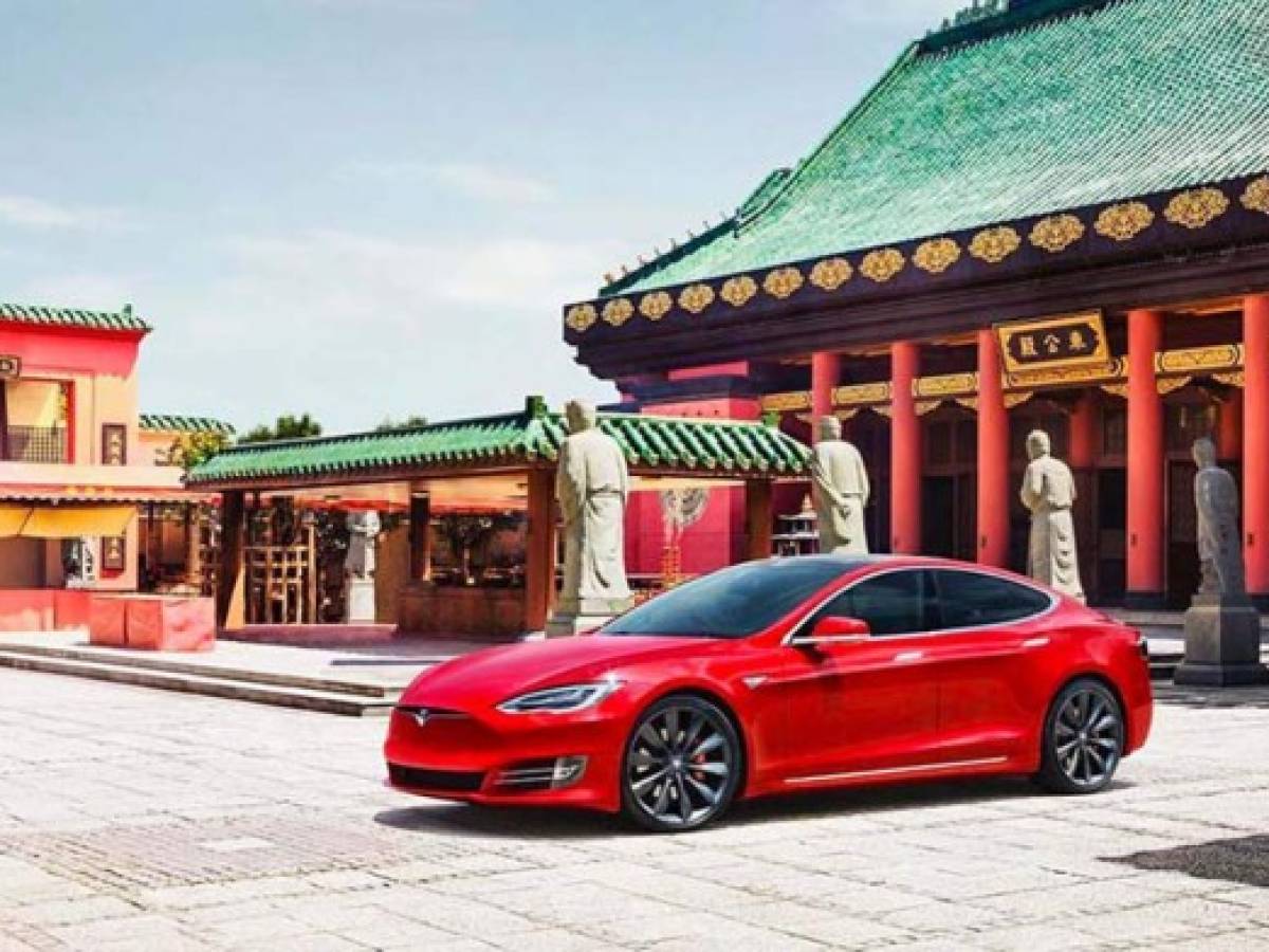 Tesla quiere mantener imagen prémium en mercado chino