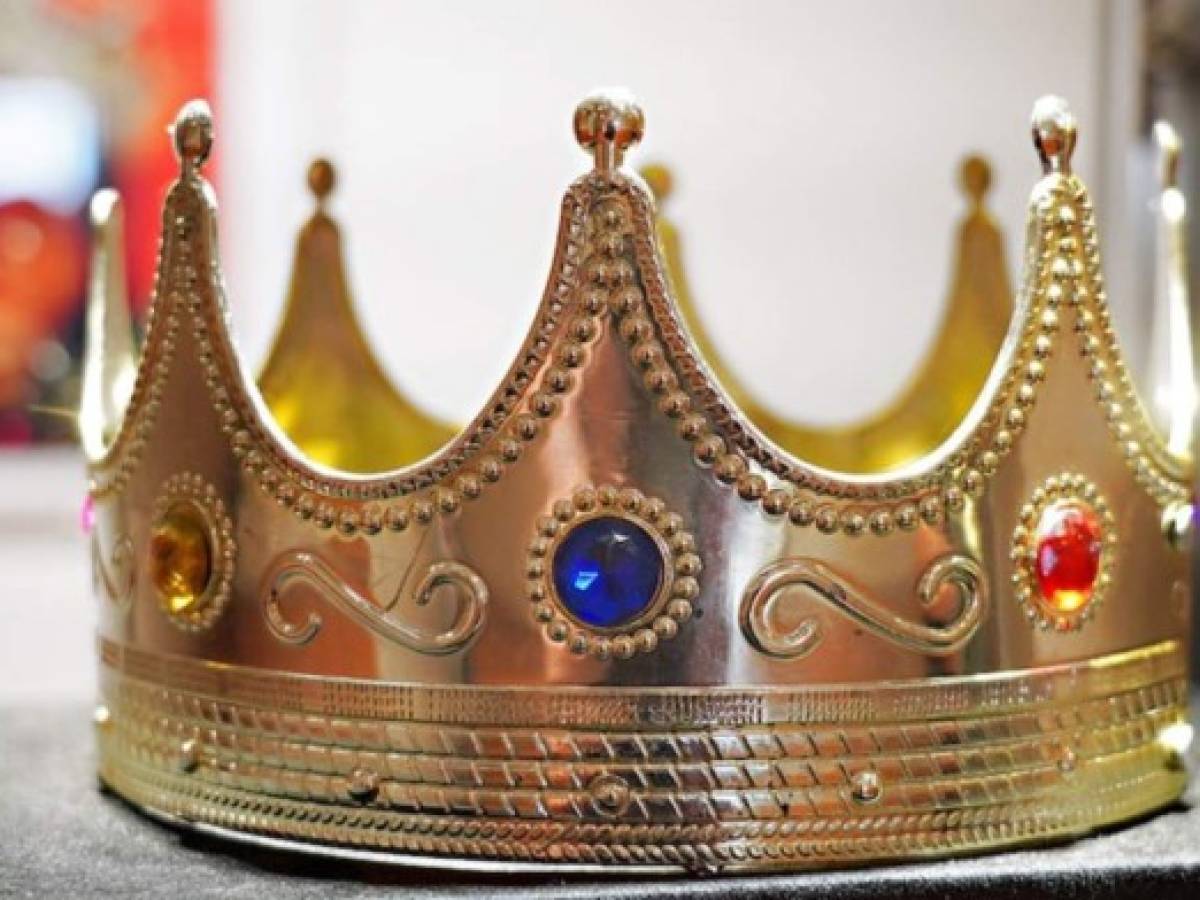 Corona de Biggie se vende a casi US$600.000 en exitosa subasta de hip hop en NYC