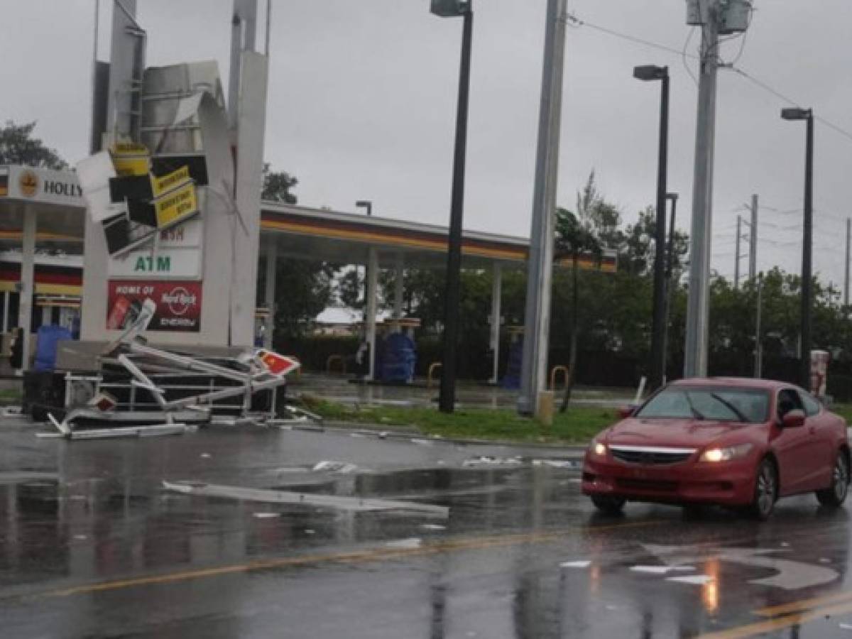 'Irma' se degrada a tormenta tropical mientras cruza Florida