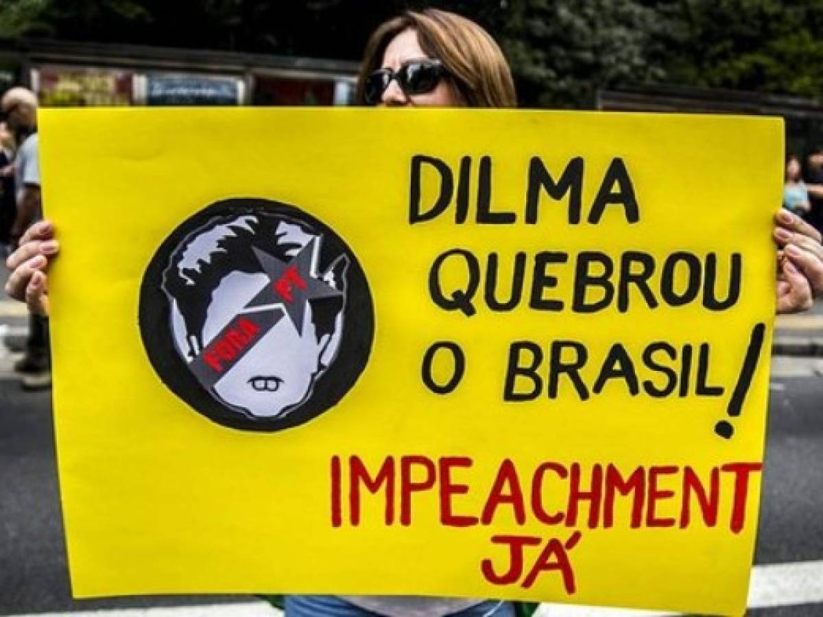 Aliados de Rousseff intentan frenar impeachment en Brasil   