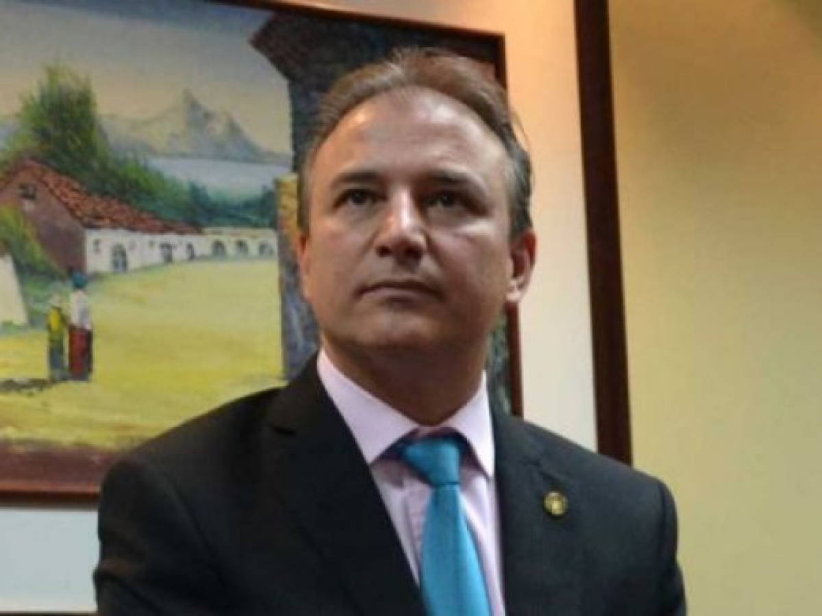 Guatemala y Rusia firman acuerdo para protección de inversiones