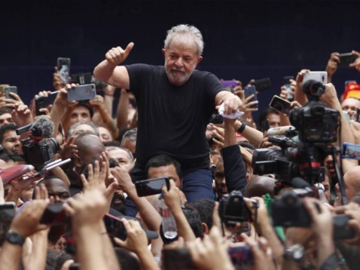 Lula da Silva se declara 'libre' y con 'deseos de lucha'