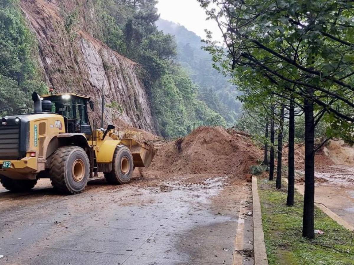 Daños en infraestructura y fallecidos por lluvias en Guatemala y El Salvador