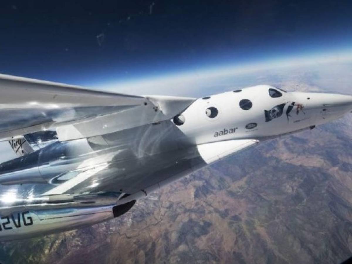 Virgin Galactic da sus primeros pasos en Wall Street