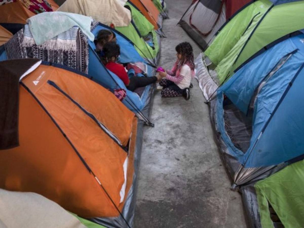 HRW exige a México liberar a personas migrantes detenidas