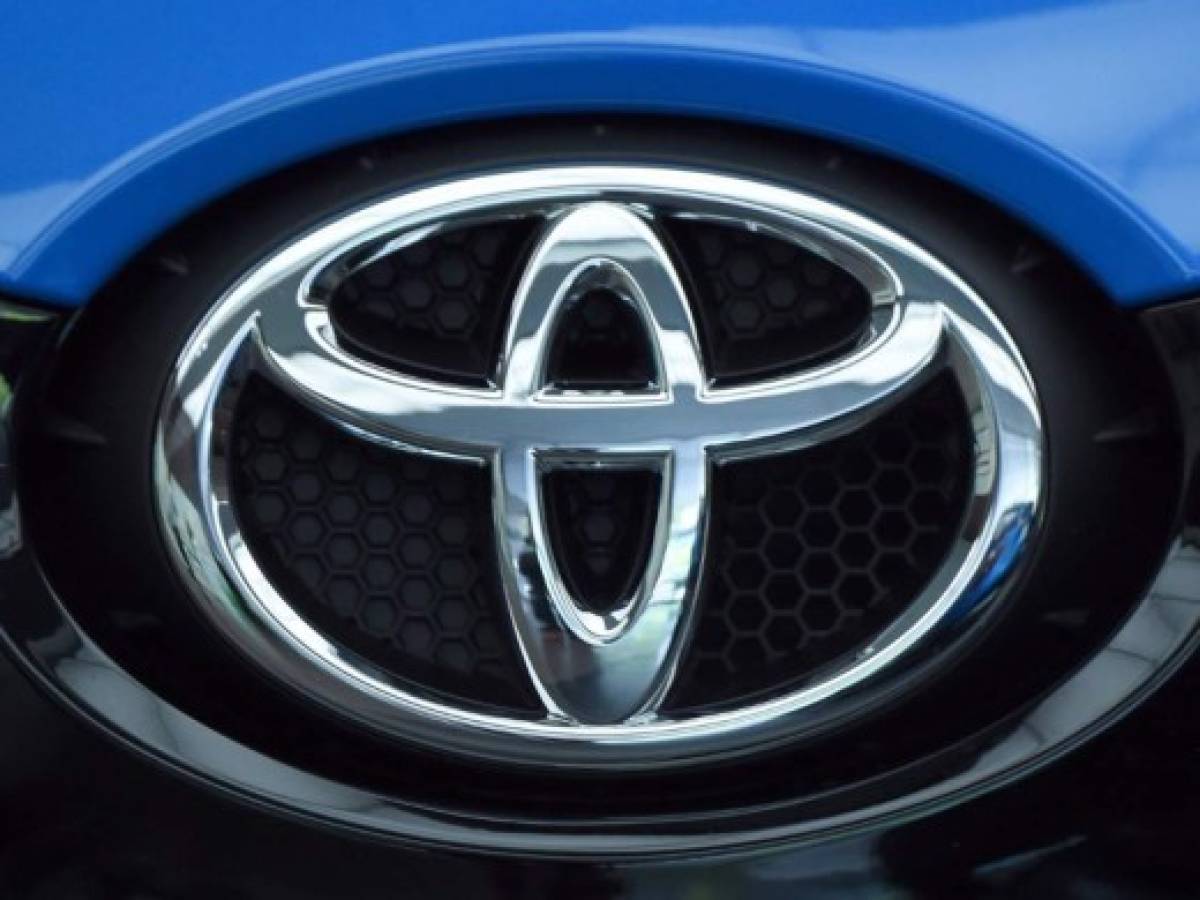 Toyota llama a revisión casi 700.000 vehículos en EE.UU.
