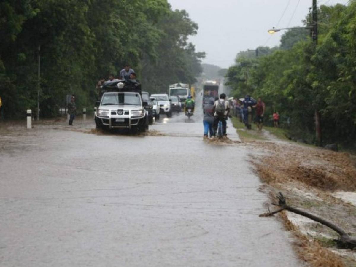 Costa Rica decreta tres días de duelo tras paso de tormenta tropical