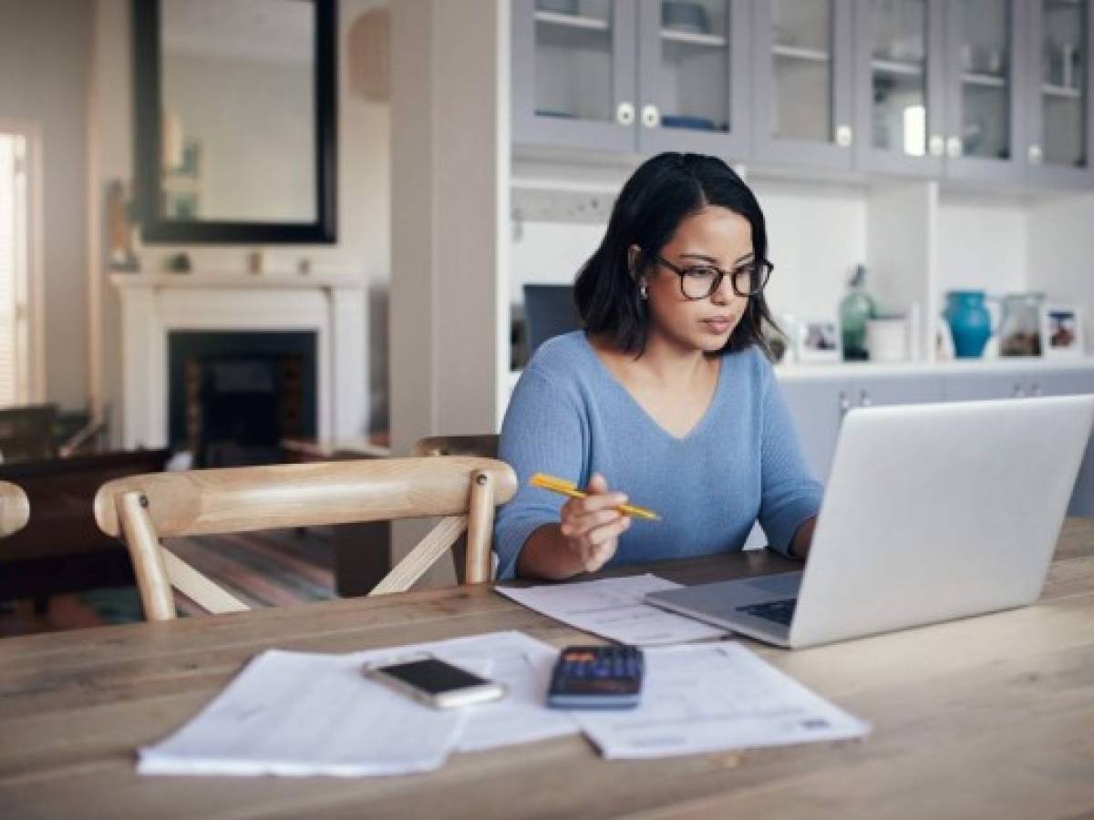 ¿El trabajo en la oficina murió? Estas son las razones por las que regresarás a tu escritorio