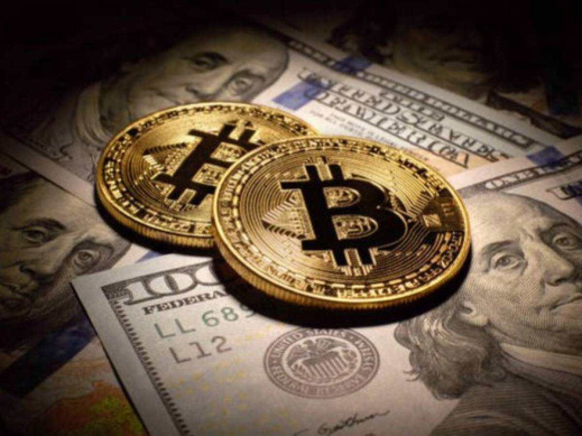 Bitcoin tira la barrera de los US$16.000 ¿burbuja?