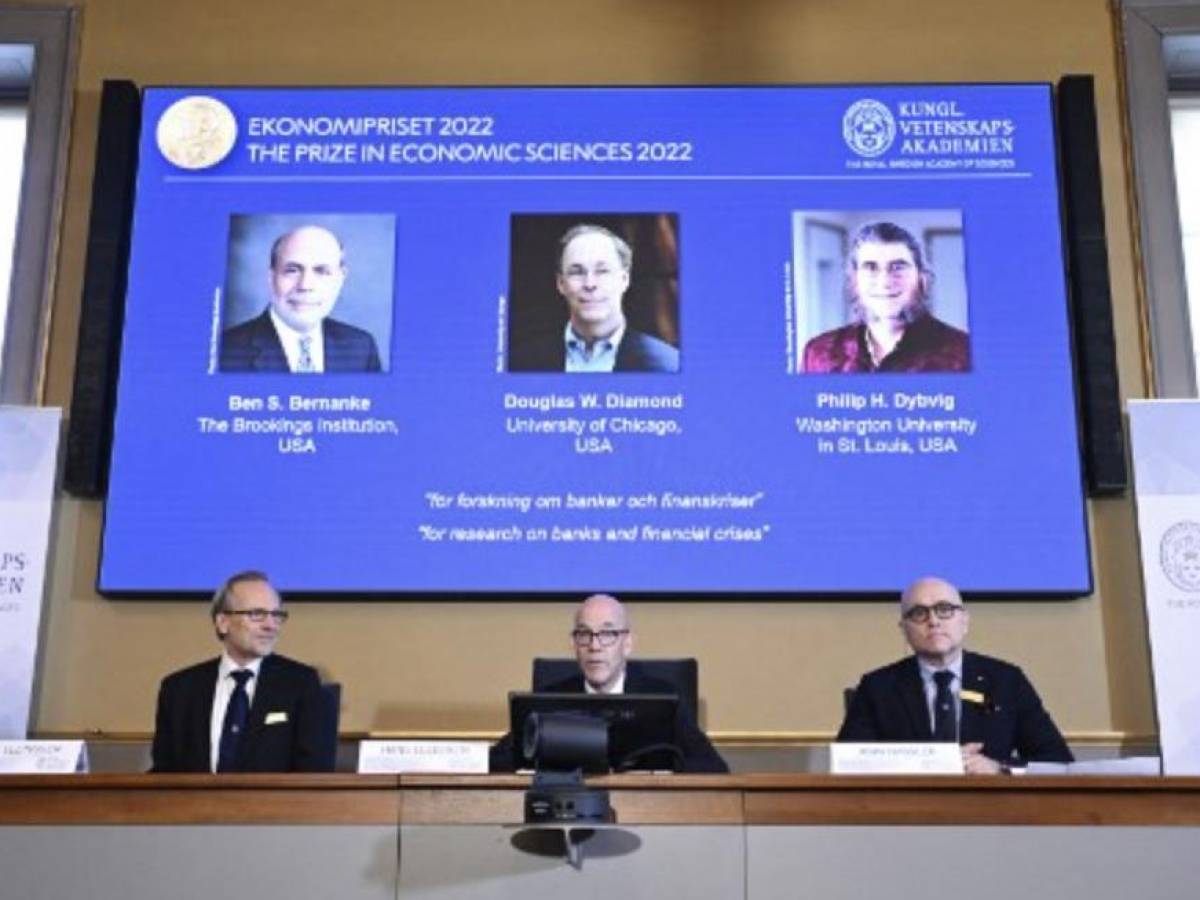 Tres expertos estadounidenses en banca ganan el Nobel de Economía