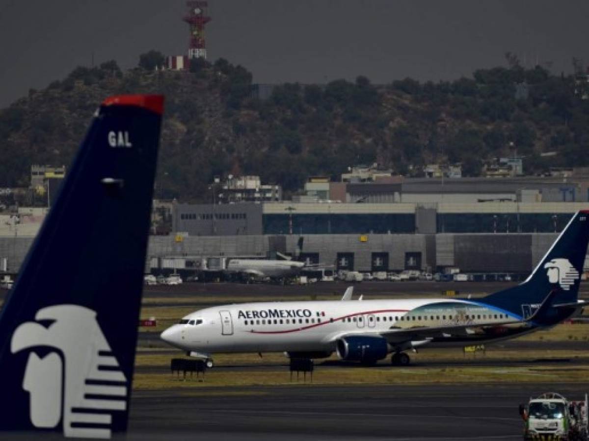 Aeroméxico decidirá entre Airbus y Embraer para renovar flota