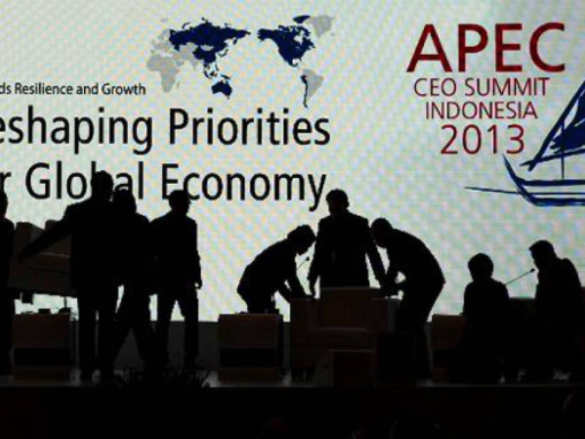 APEC celebra cumbre en Bali, con temor por EE.UU.