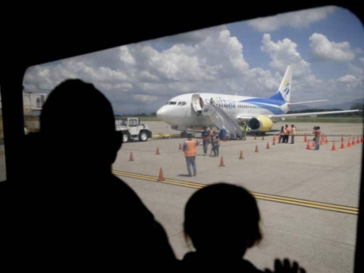 EEUU comienza deportaciones exprés de migrantes hondureños
