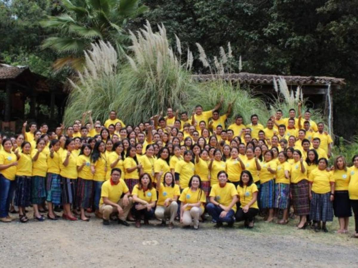 The Friendship Bridge: Liderazg o activo
