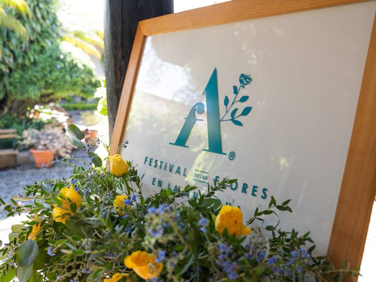 Festival de las Flores en La Antigua, 6 años llenando de colores los balcones, calles y puertas