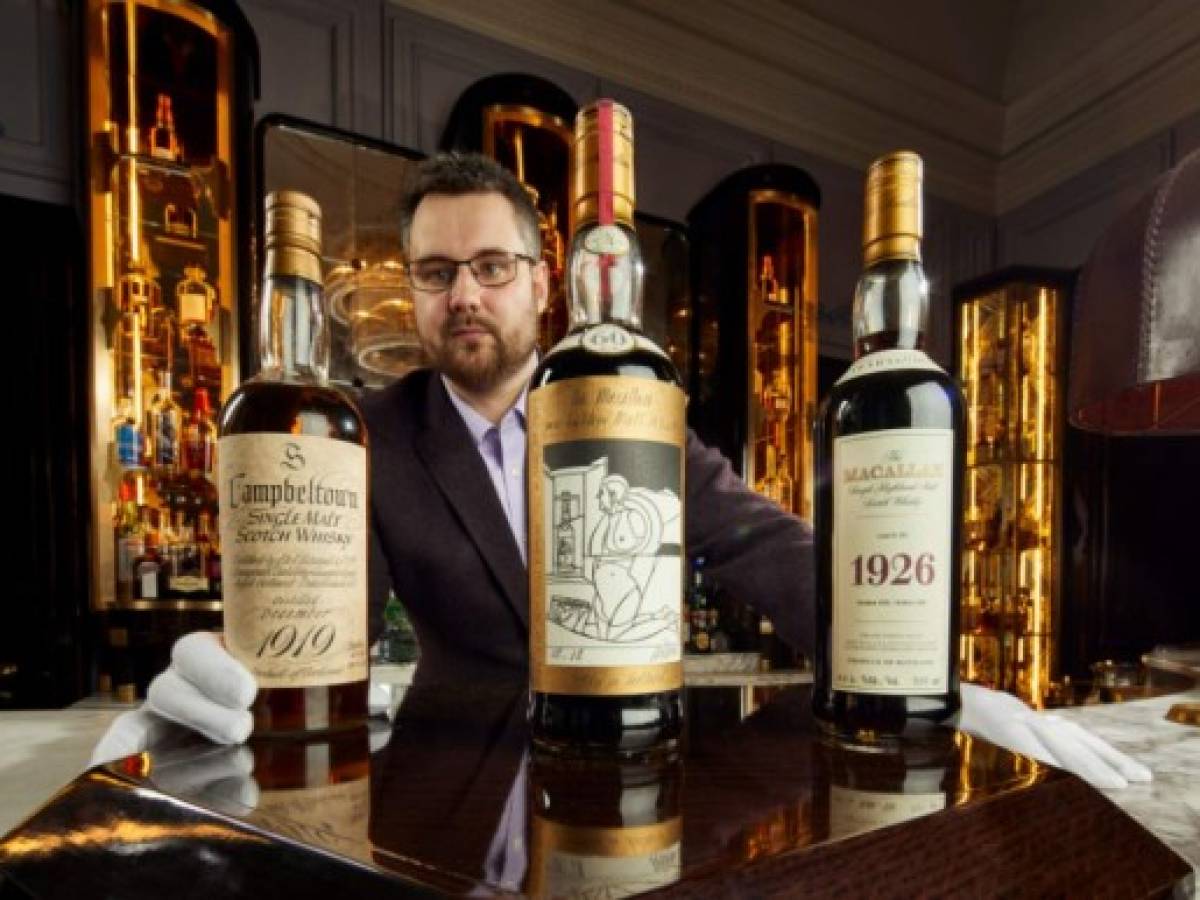 Sacan a subasta la 'colección perfecta' de whisky