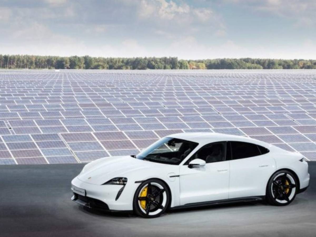 Porsche anuncia planes para enfrentar directamente a Tesla