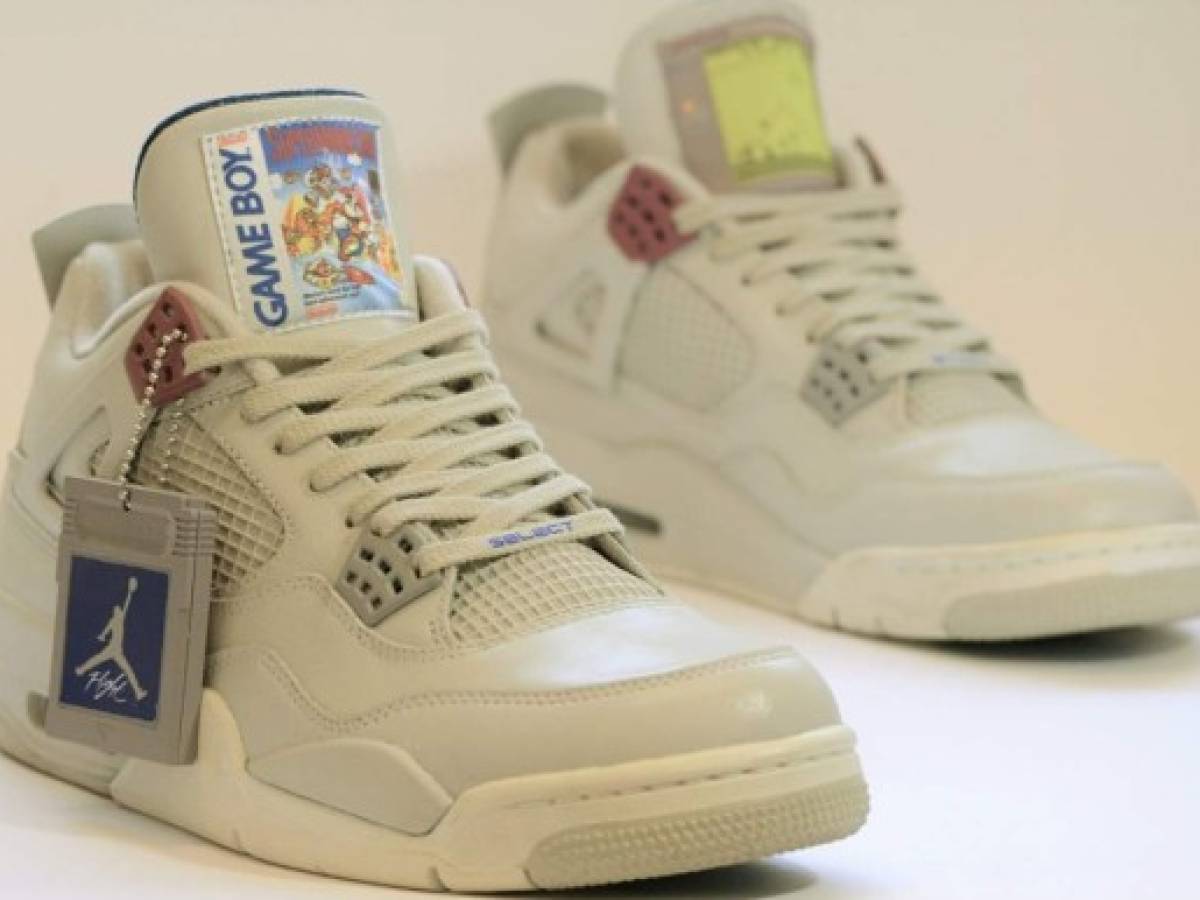 Llegan los Air Jordan IV inspirados en el primer Game Boy