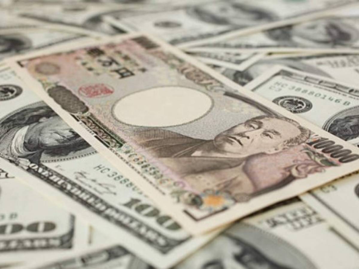 China desmiente reducción de compra de deuda estadounidense