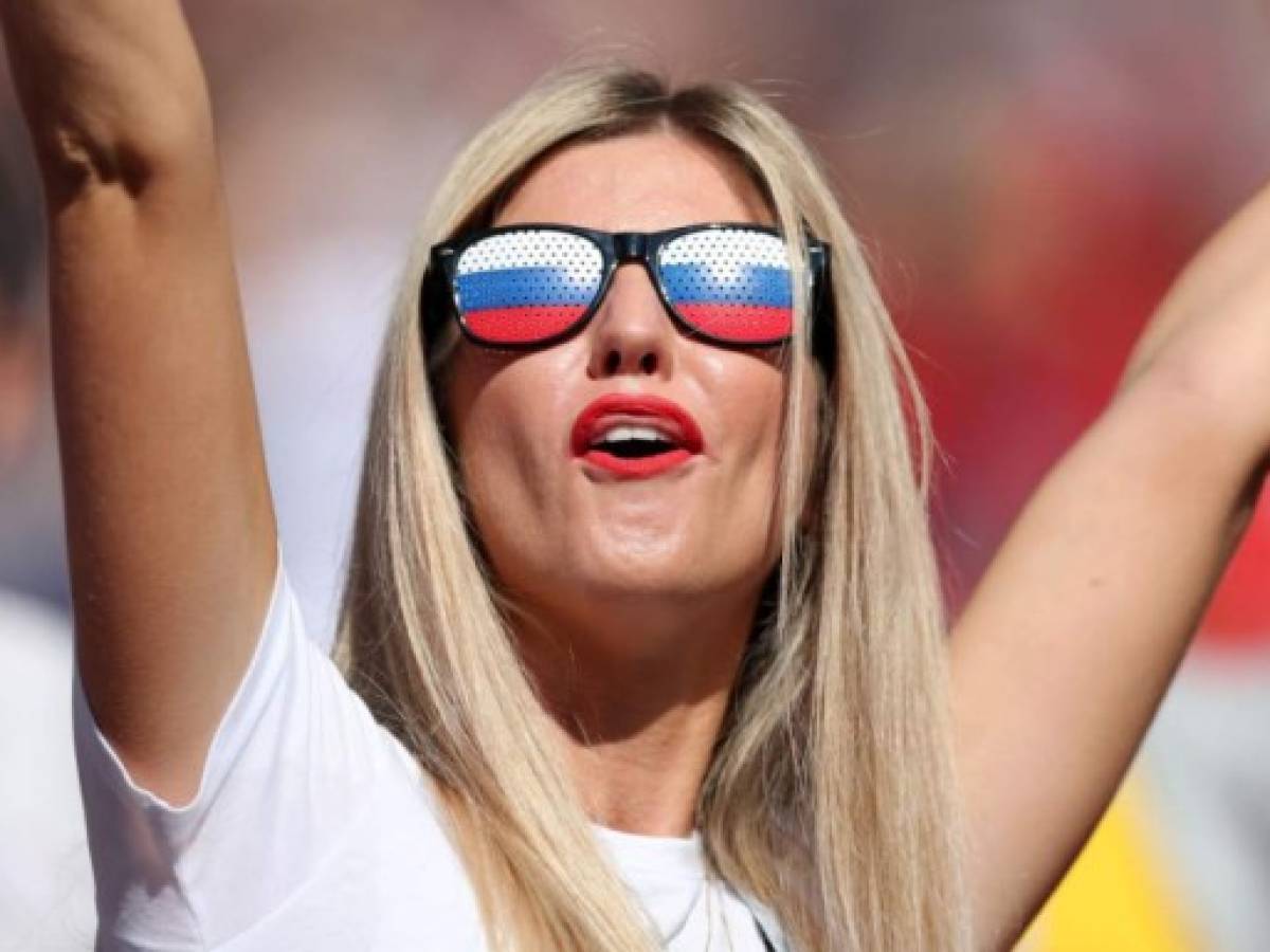 La selección de Rusia brilla en su mundial y deja fuera a España