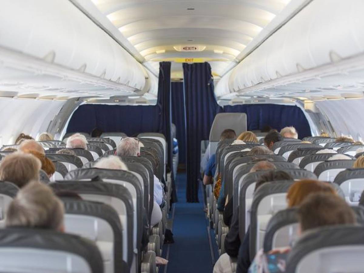 Se acerca el adiós definitivo a los asientos reclinables en los aviones