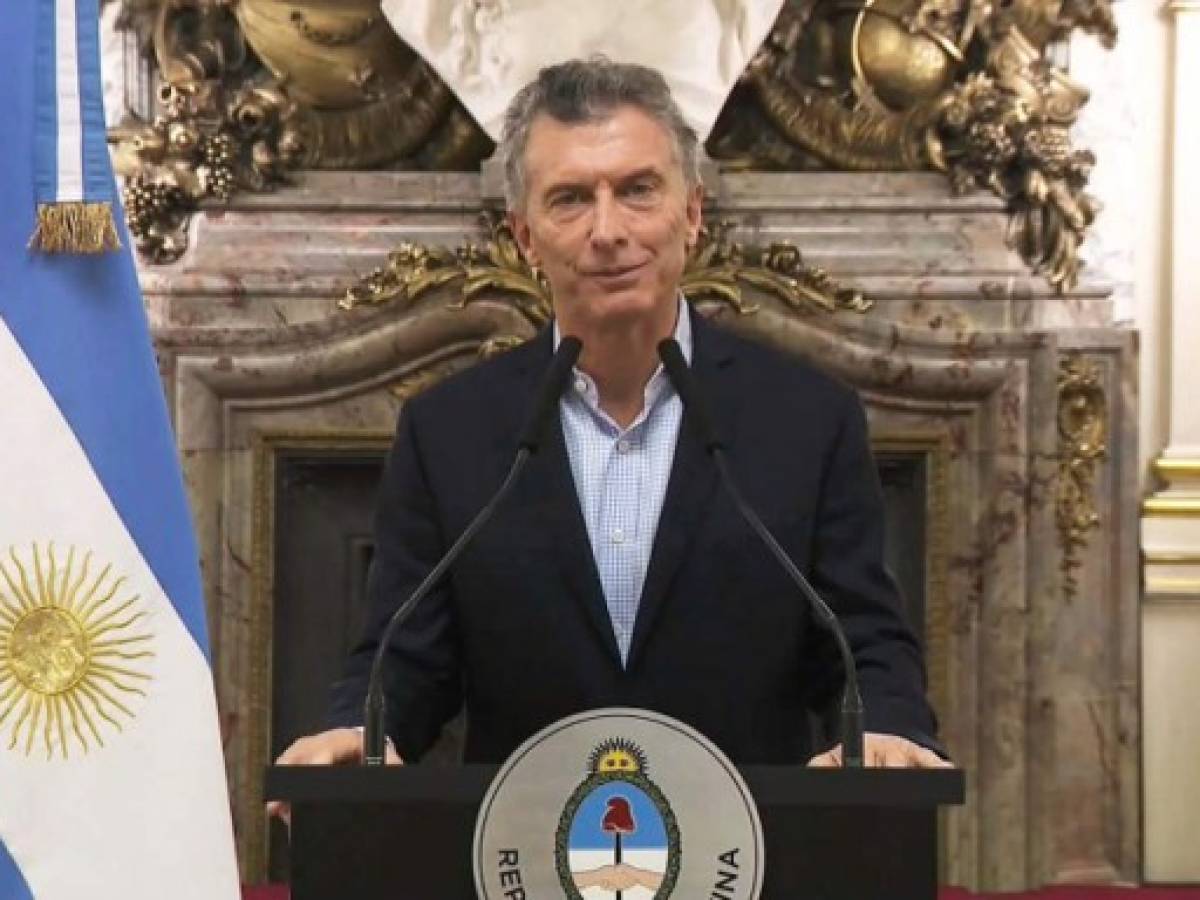 Argentina busca el auxilio del FMI para contener su crisis