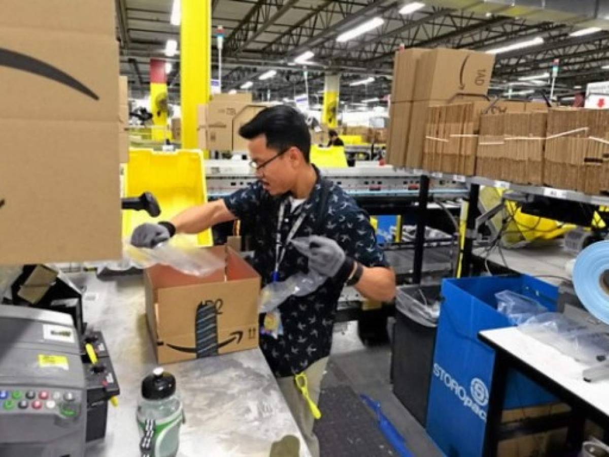 Amazon va a contratar 75.000 empleados más por Covid-19