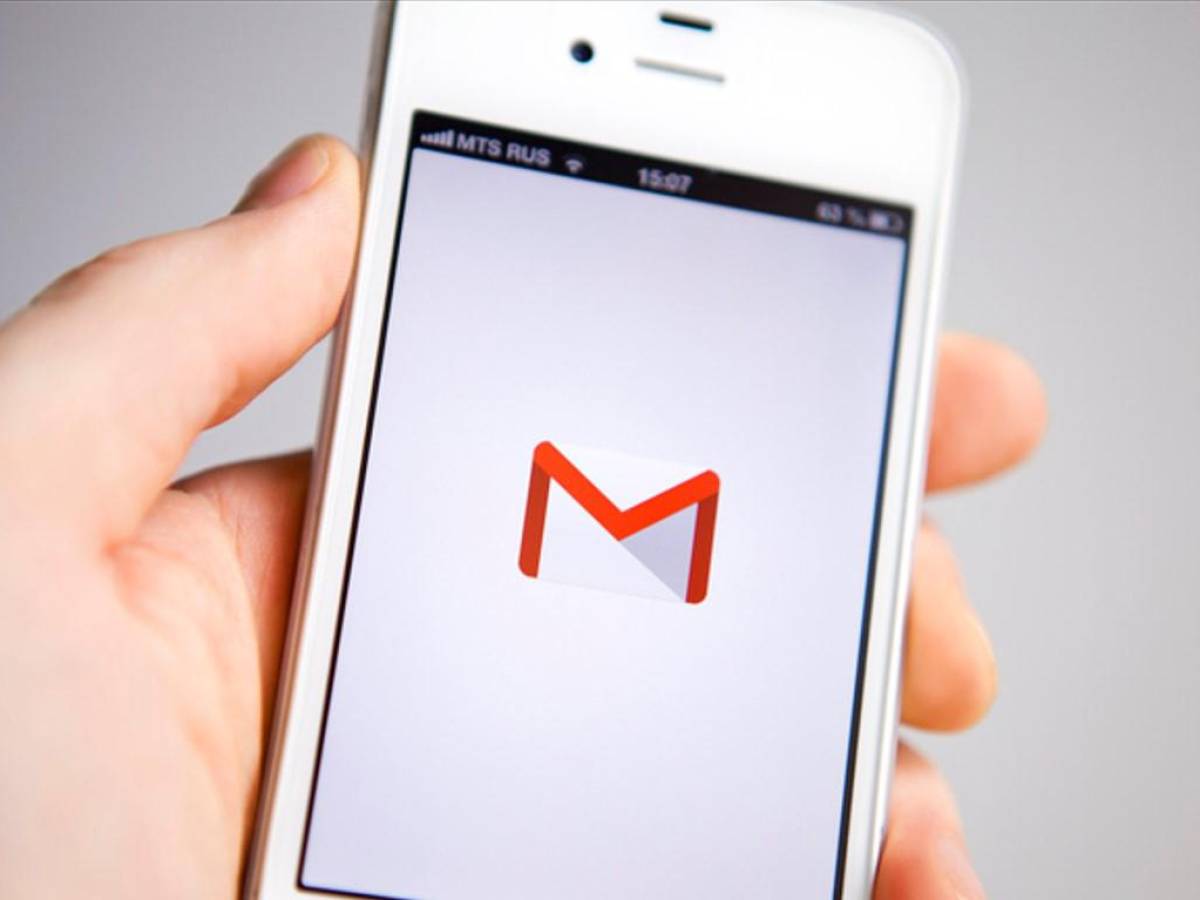 Gmail ya permite reaccionar a los correos con emojis