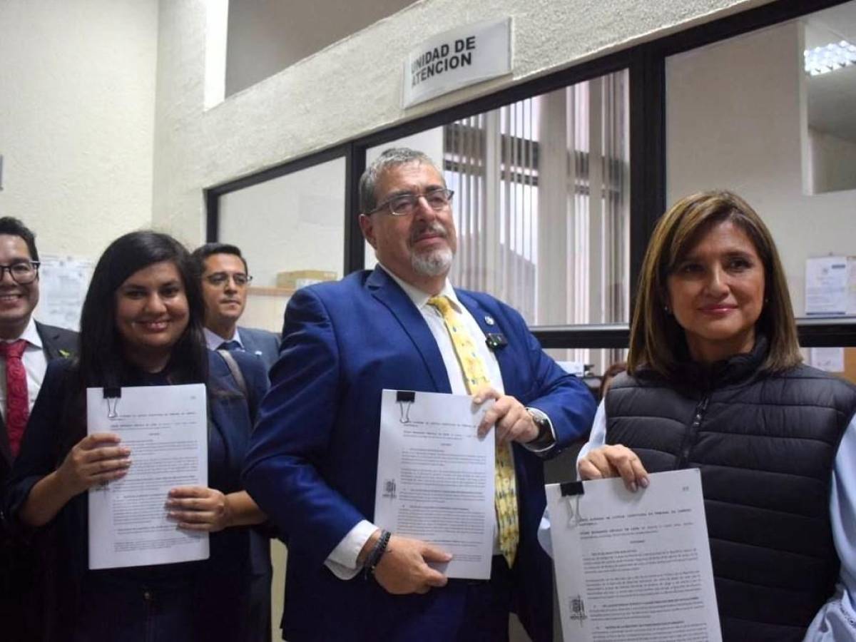 Bernardo Arévalo pide destituir a fiscal general por orquestar 'golpe' en Guatemala