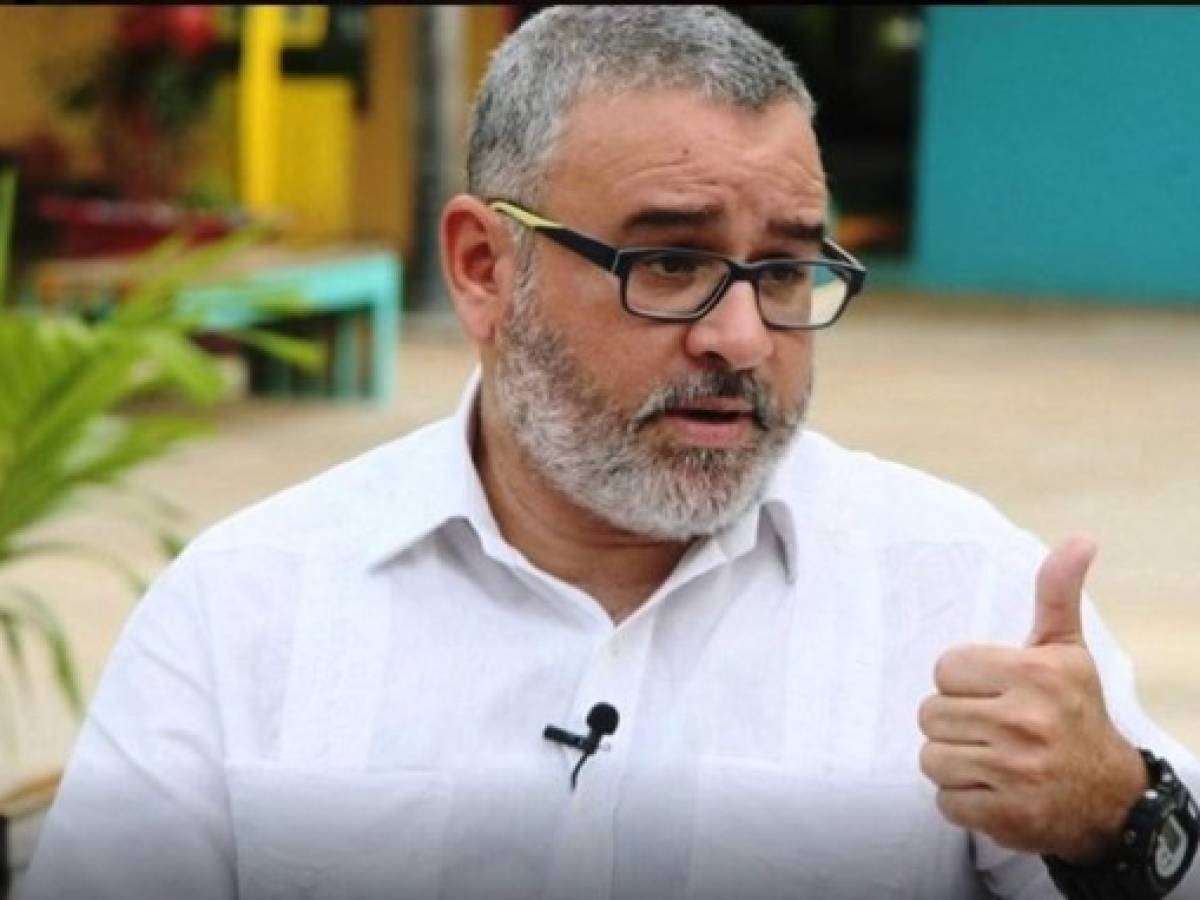 El Salvador: Fiscalía acusa a expresidente Funes de evadir US$85.000 en impuestos