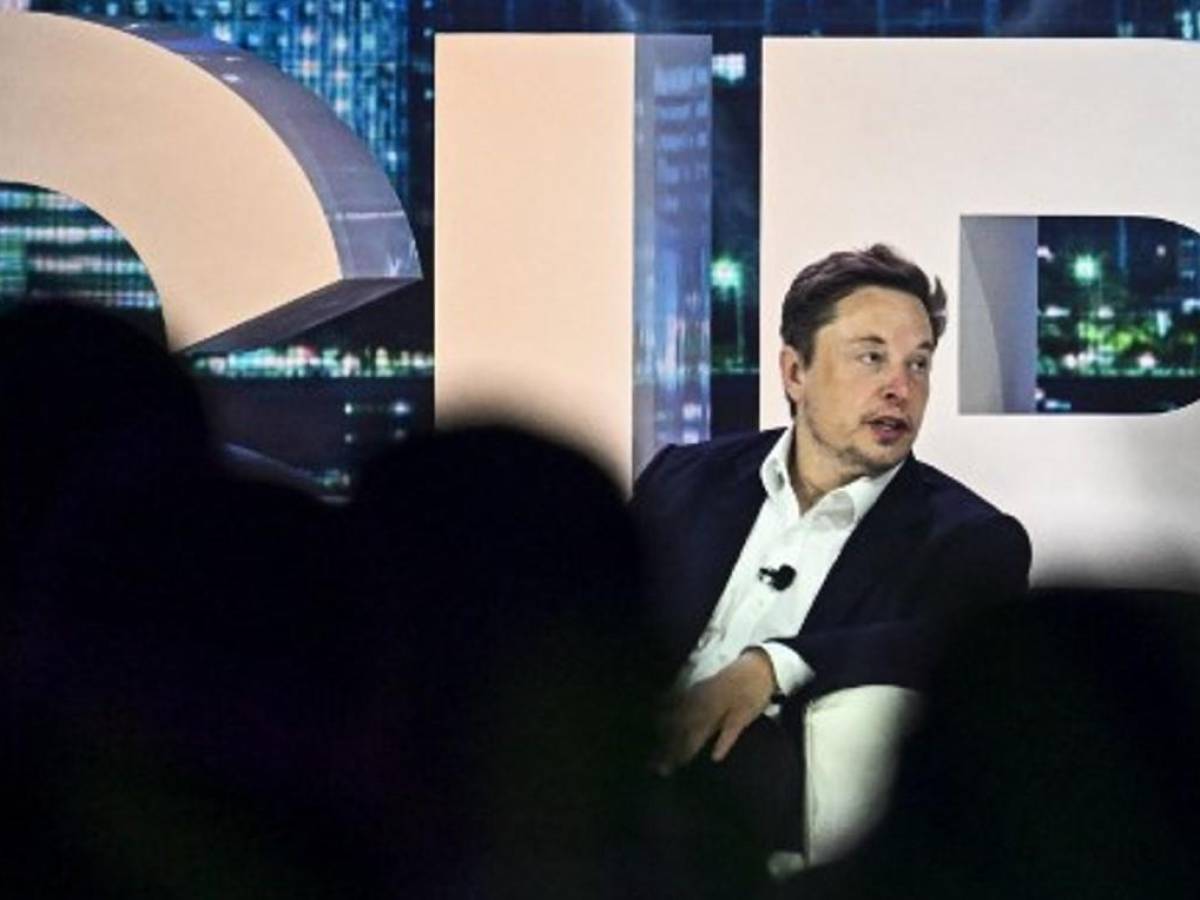 ¿Qué opina Elon Musk, fundador de Tesla, sobre las vacaciones y el trabajo remoto?