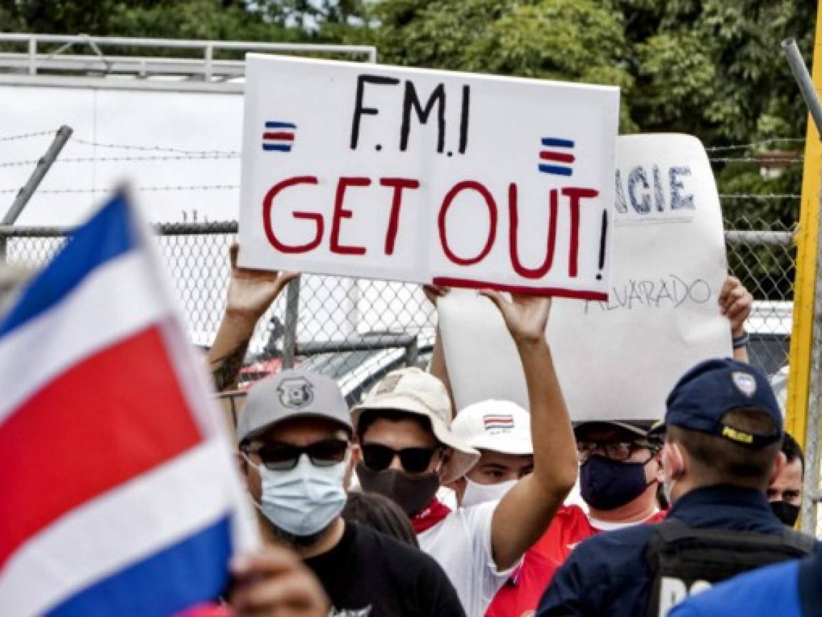 Costa Rica sumida en dura negociación interna para buscar acuerdo con FMI