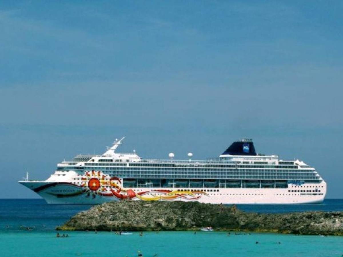 Honduras: Buscan personal para trabajar en cruceros