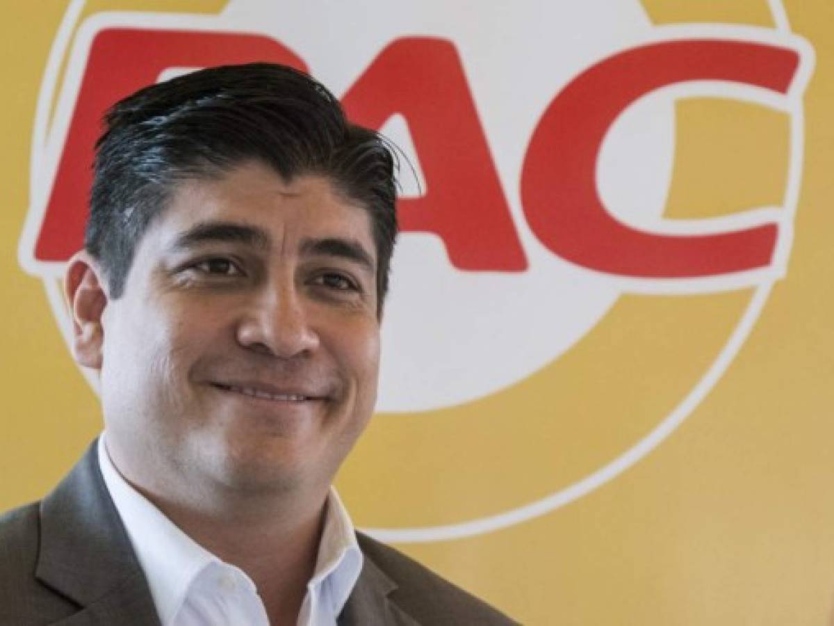 Elecciones Costa Rica: Carlos Alvarado promete defender la 'diversidad'