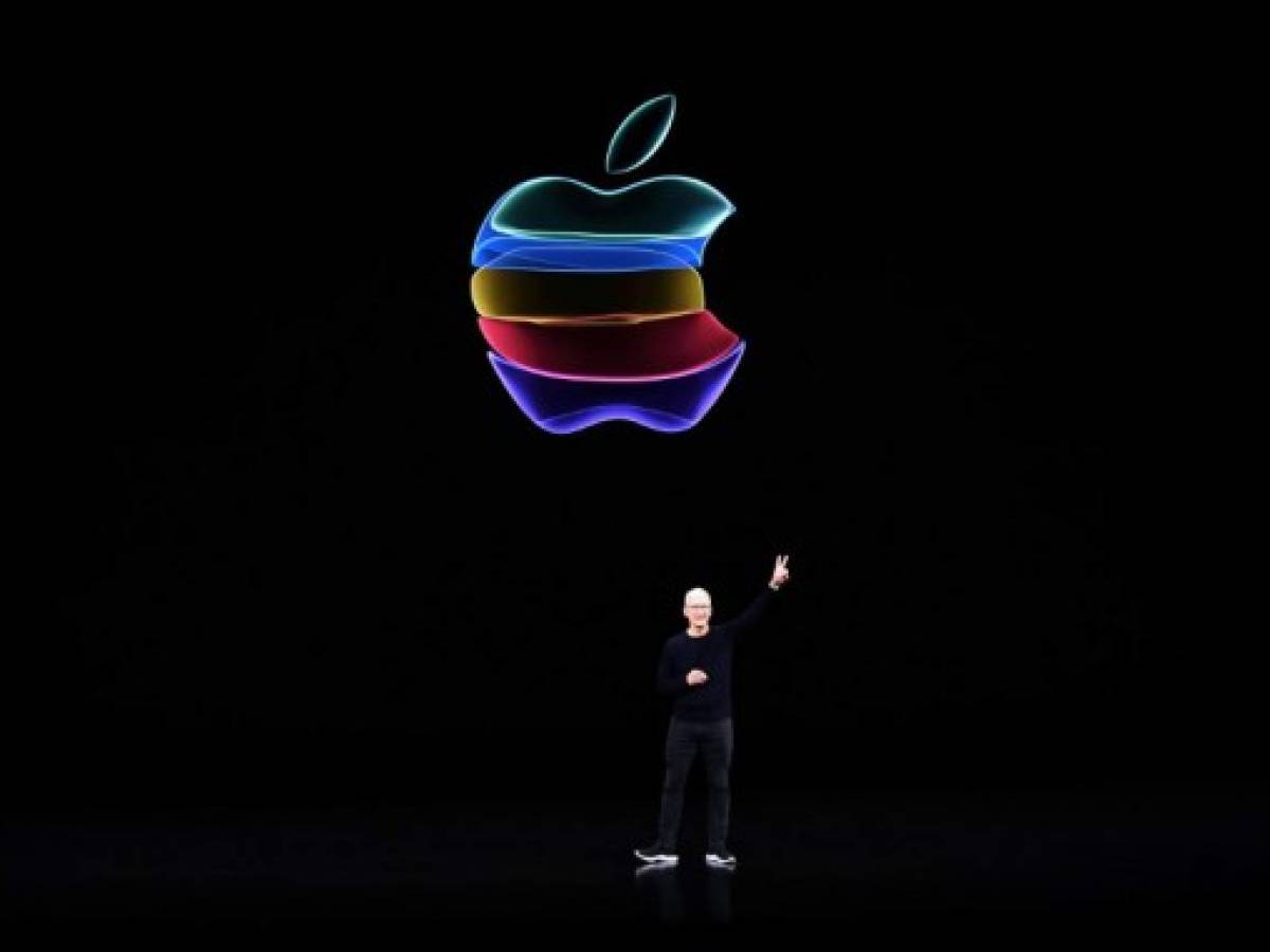Las acciones de Apple superan la barrera de los US$300 por primera vez