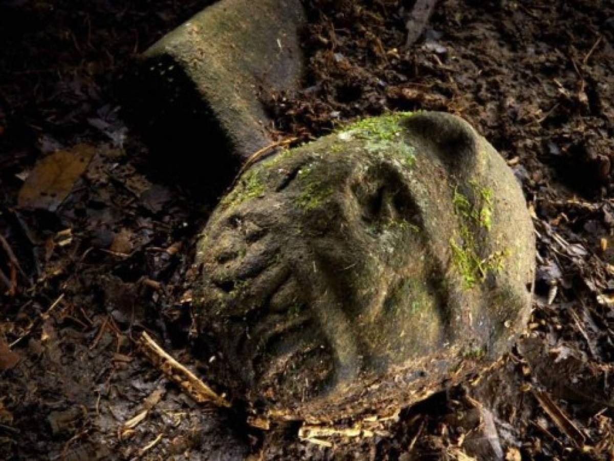Honduras firma convenio con National Geographic
