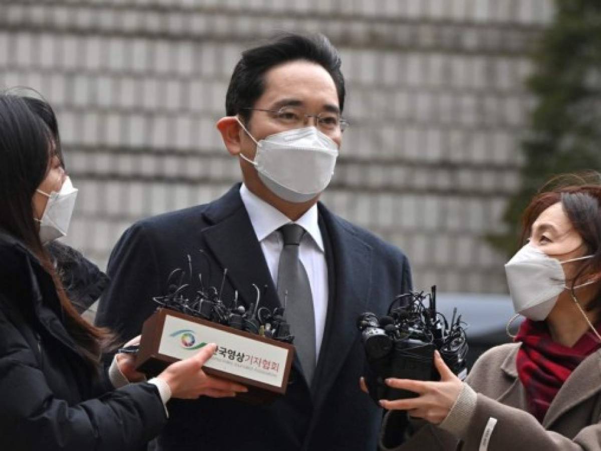 Heredero de Samsung, condenado a cárcel por corrupción