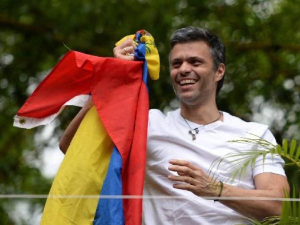 Venezuela: López en arresto domiciliar por negociación