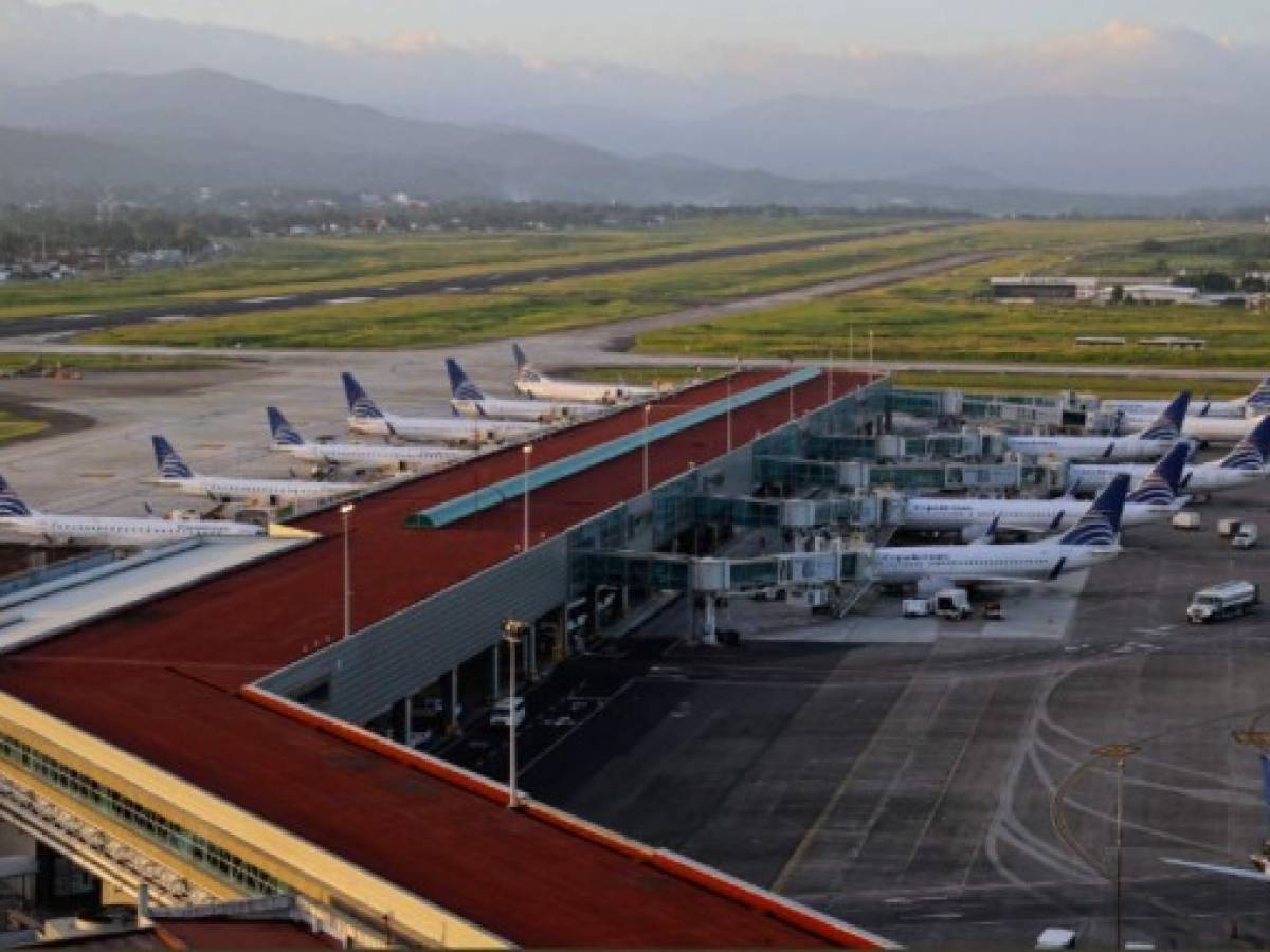 Tráfico aéreo panameño mueve a 15,6 millones de pasajeros