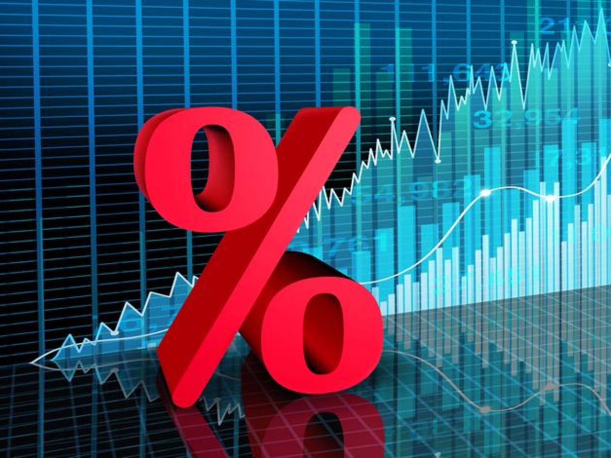 FMI pide mantener las tasas de interés elevadas durante más tiempo