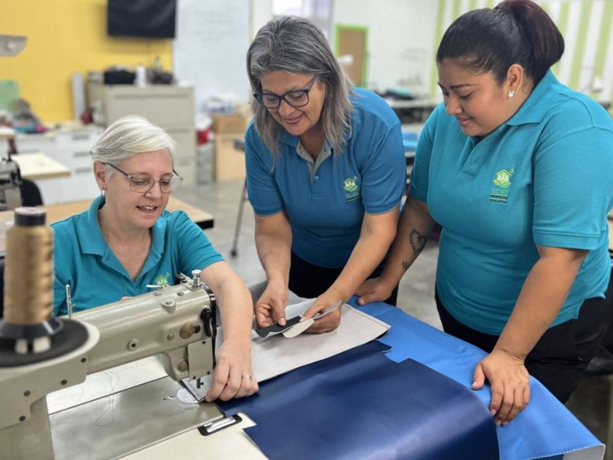 Emprendimiento social sirve de plataforma para mujeres de Costa Rica