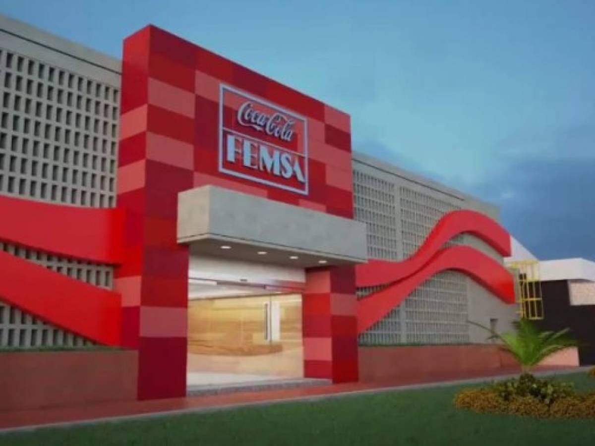 FEMSA se prepara para salir de compras